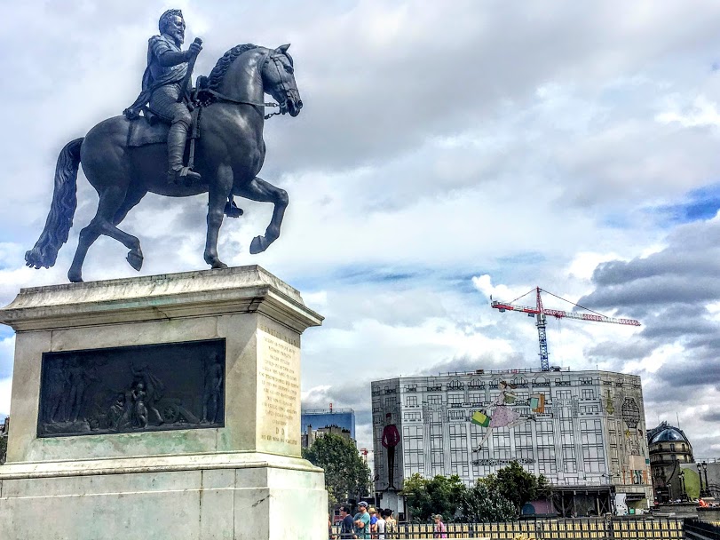 Strolling Down the Street to see the famous Place de la Concorde 