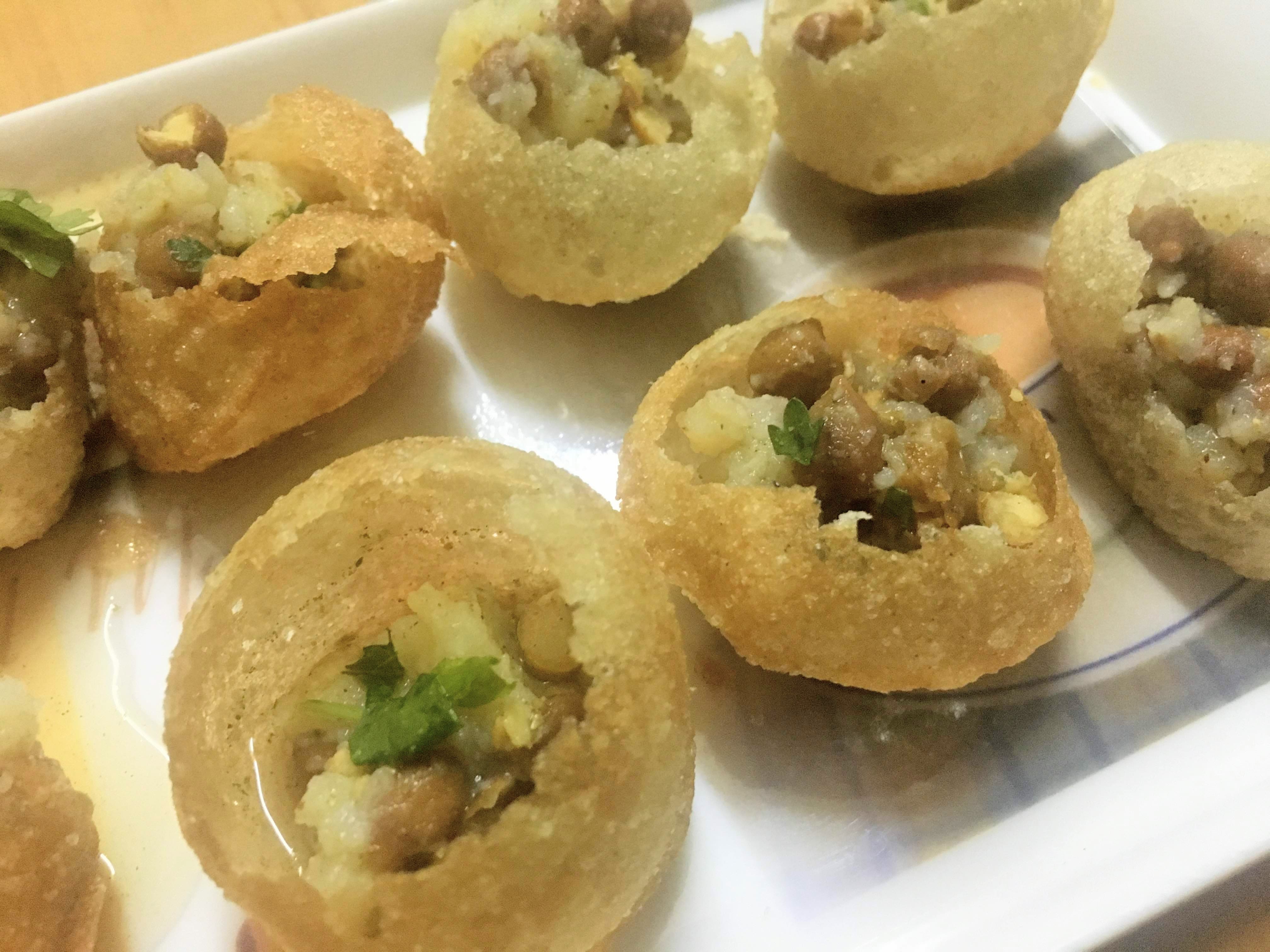 Gol Gappa, indian popular street food